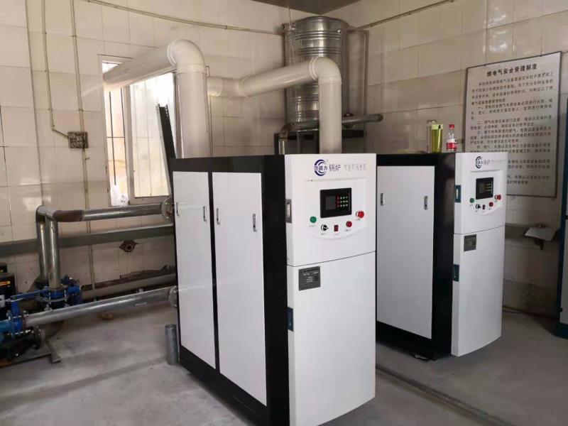 300KW酒店采暖熱水洗浴冷凝燃氣鍋爐項目